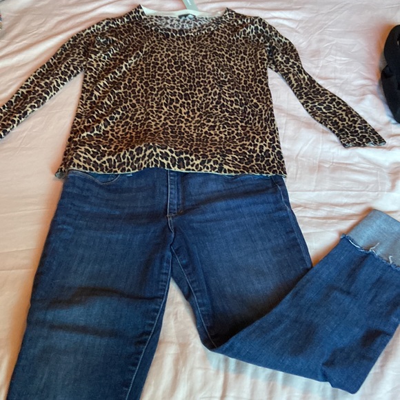 J. Crew 100% Merino wool leopard 🐆 sweater size L - Picture 6 of 6
